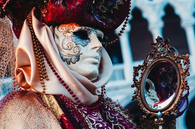 images of Venice - Carnevale di Venezia (Venice Carnival)