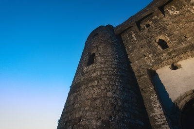 pictures of South Wales - Kidwelly Castle