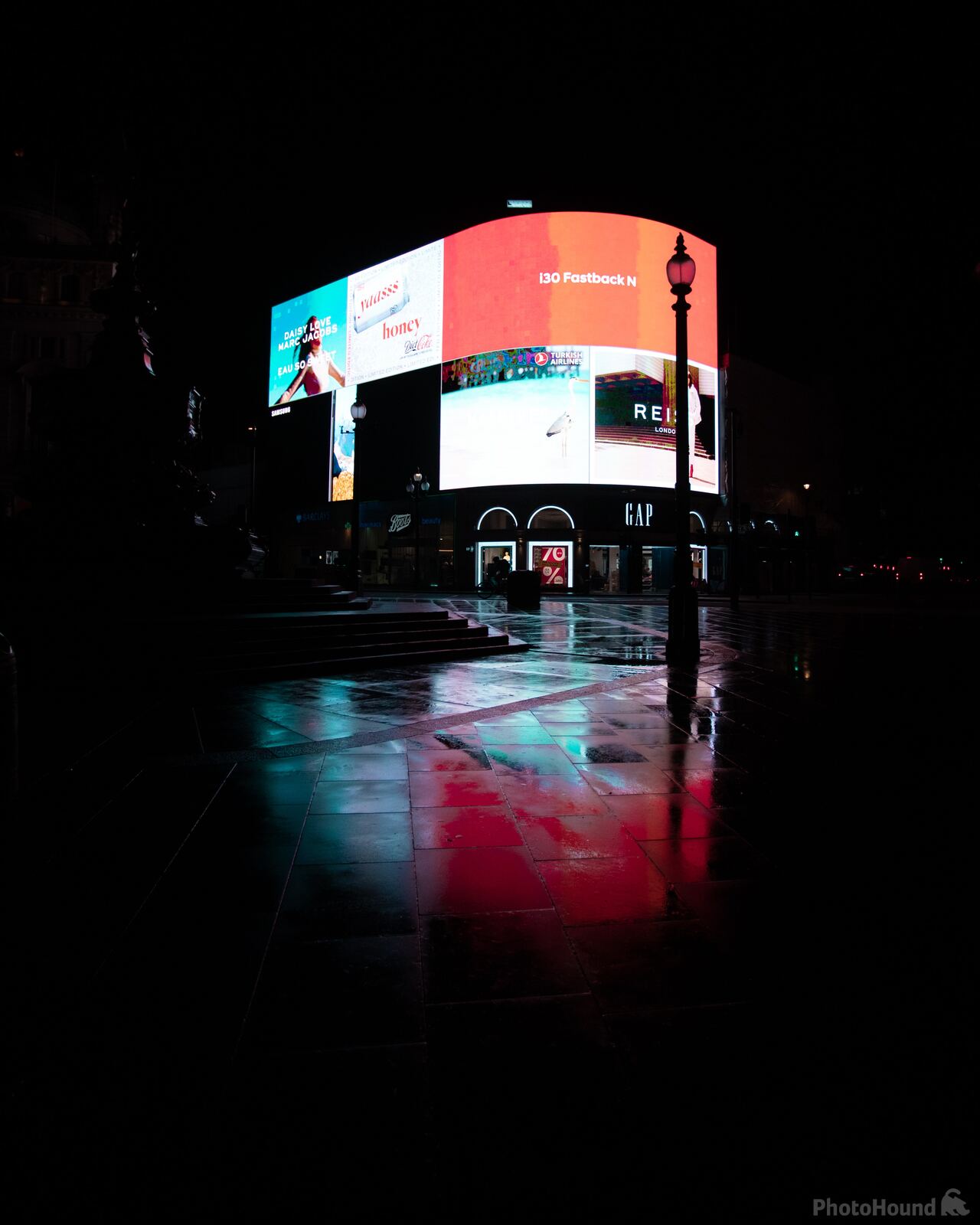 Image of Piccadilly Circus by Team PhotoHound