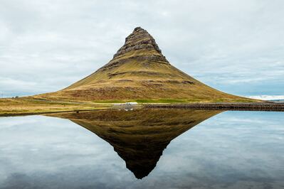 images of Iceland - Kirkjufell