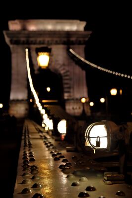 images of Budapest - Budapest Széchenyi Chain Bridge