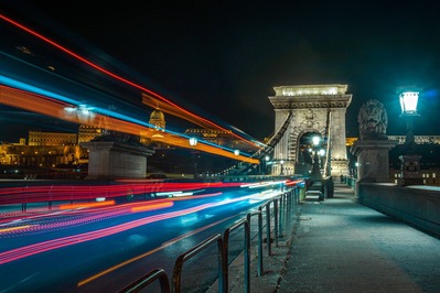 images of Budapest - Budapest Széchenyi Chain Bridge
