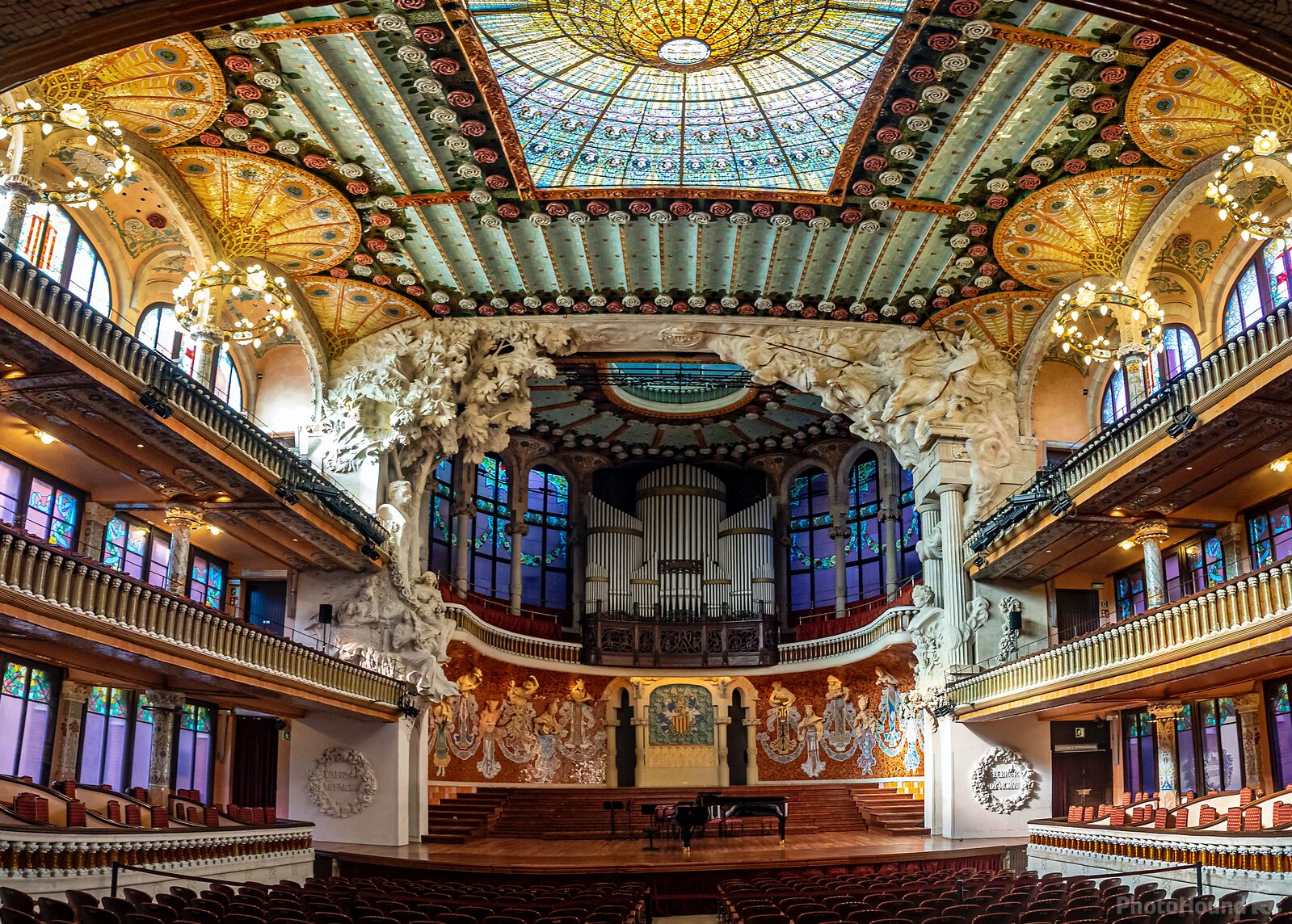 Image of Palau de la Música - Interior by Team PhotoHound