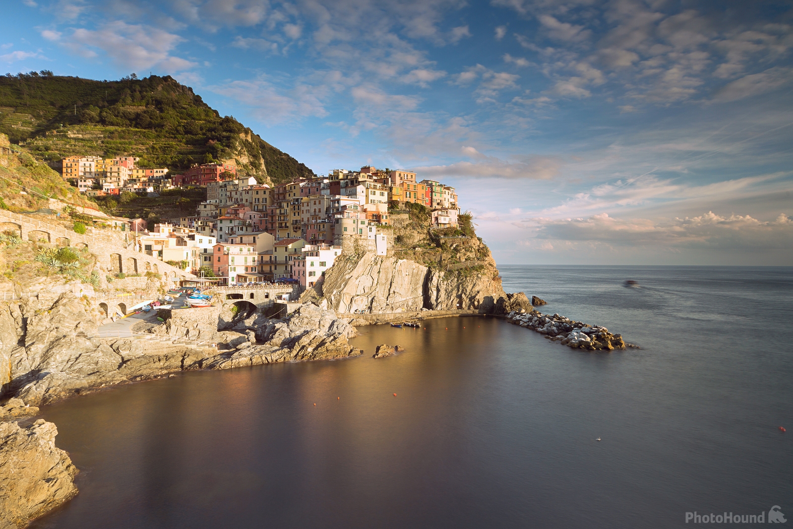 Image of Manarola Scenic View by Paolo Montisci