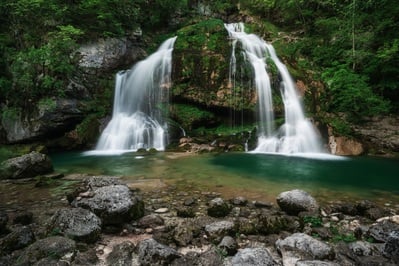 Tolmin instagram spots - Virje Waterfall