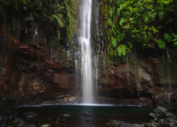 25 Fontes waterfall