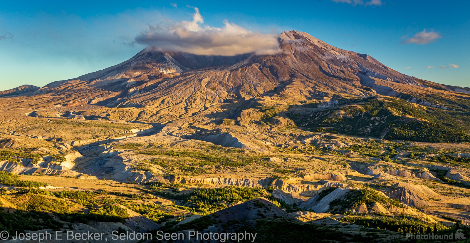 Image of Mount St. Helens - Loowit Viewpoint by Joe Becker