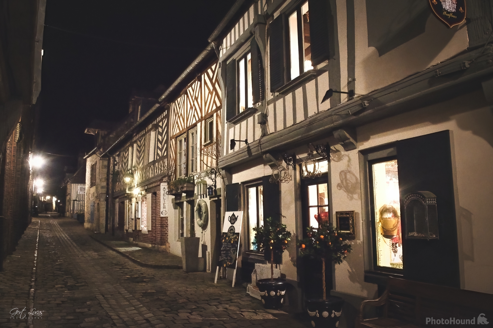 Image of Honfleur - Rue Haute - The governor\'s house by Gert Lucas