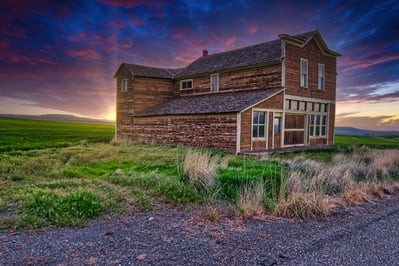 Asotin County photo locations - Cloverland Garage