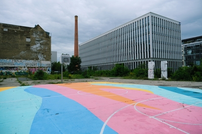 Berlin instagram spots - The Happy Court - Urban Playground