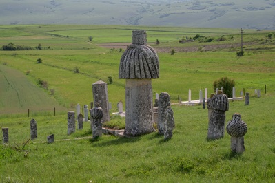 Nišan (Tombstone) Omer-age Bašića 