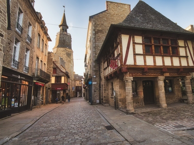 photo locations in Bretagne - Rue de l'Horloge, Dinan, France