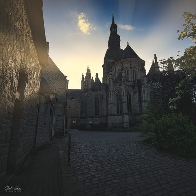Image of Place Saint-Sauveur with the Basilique, Dinan - Place Saint-Sauveur with the Basilique, Dinan