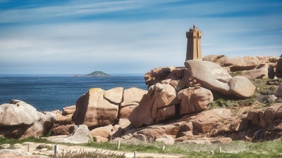 Photo of Mean Ruz Lighthouse, Perros-Guirec, France - Mean Ruz Lighthouse, Perros-Guirec, France