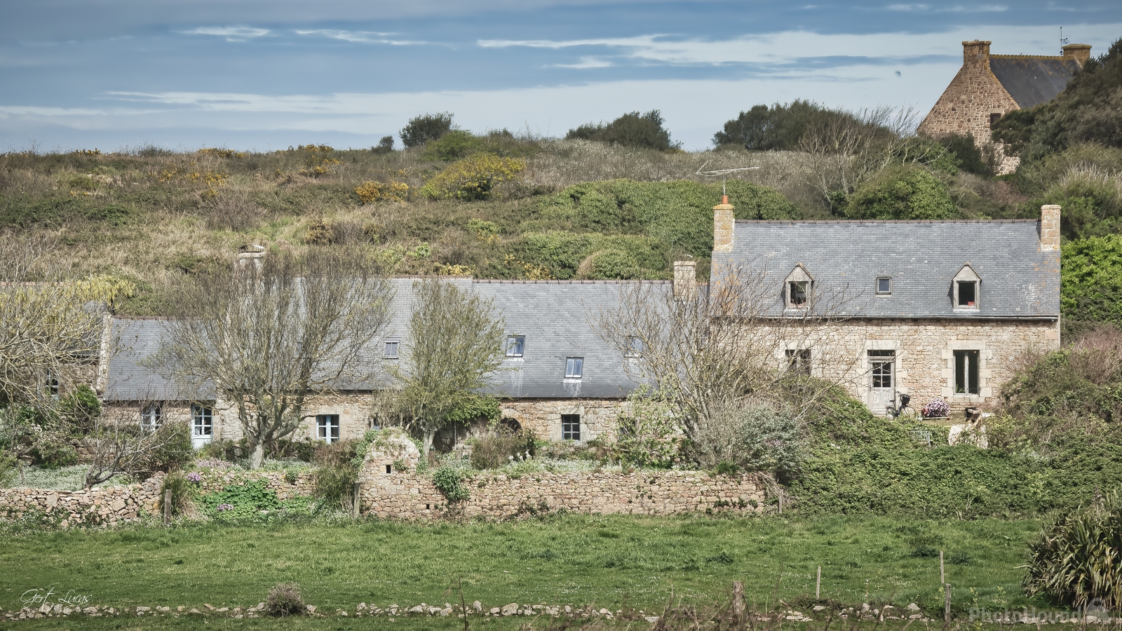 Image of Sheltered farmhouse on Bréhat Island by Gert Lucas