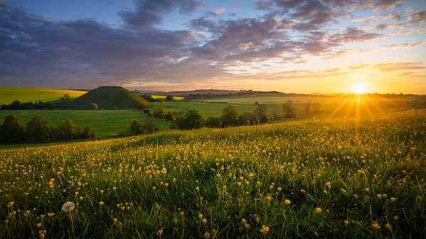 A spring sunset from Waden Hill looking towards Silbury Hill