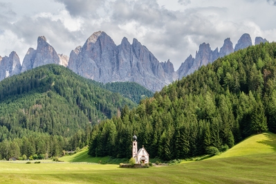 images of The Dolomites - Val di Funes - San Giovanni (St Johann) Church