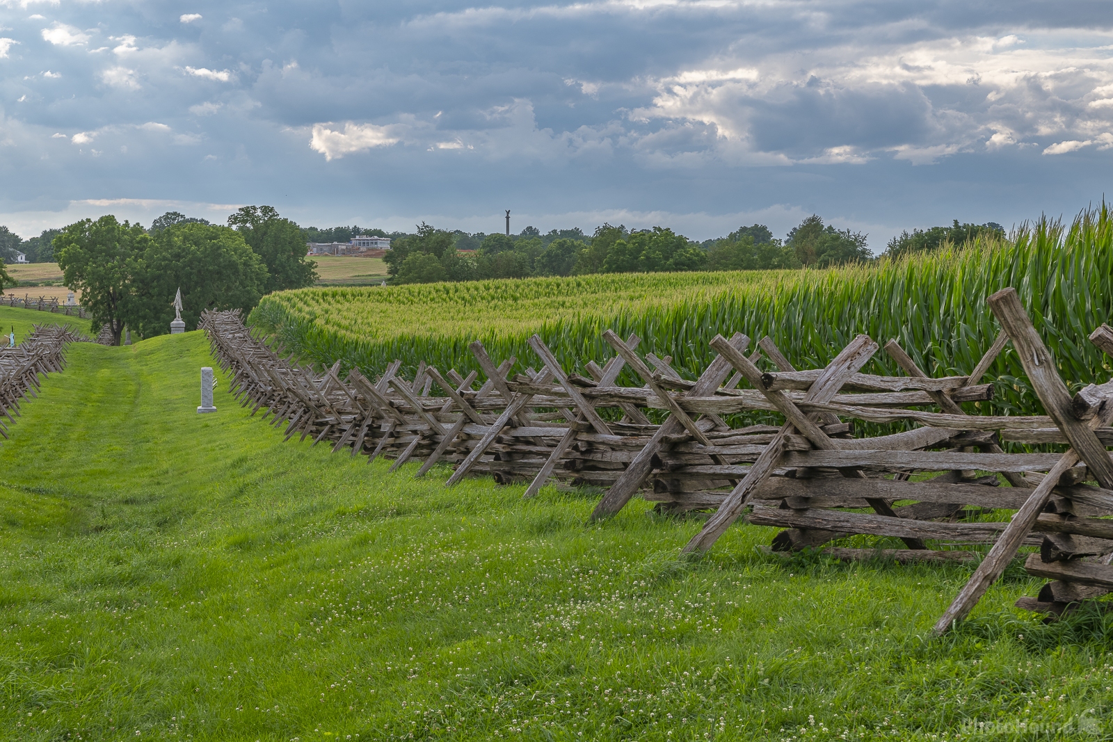 Image of Antietam National Battlefield and Cemetery by Wayne Foote
