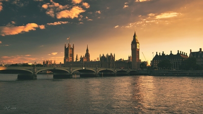photo spots in England - Westminster Bridge & Palace from County Hall