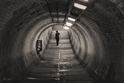 photo spots in London - Greenwich foot tunnel
