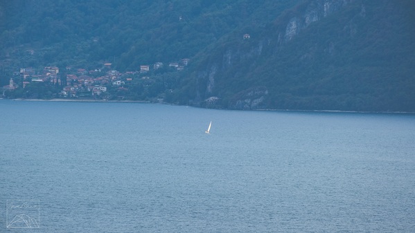 Sailing in the lake of Como