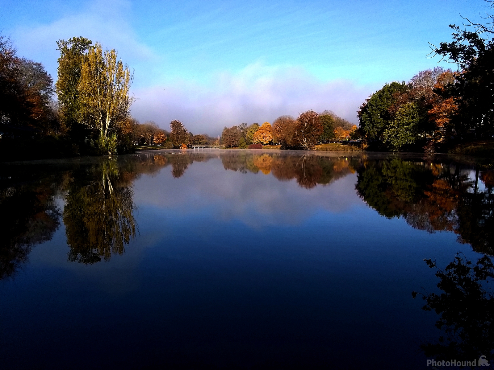 Image of Lake Sacajawea Park by Gregg Akehurst