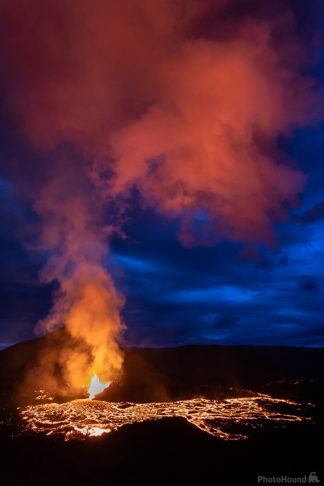 Image of Fagradalsfjall Volcano by Rob Hadley