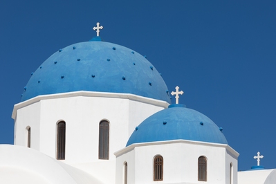 Greece photo spots - Church of the Holy Cross, Perissa