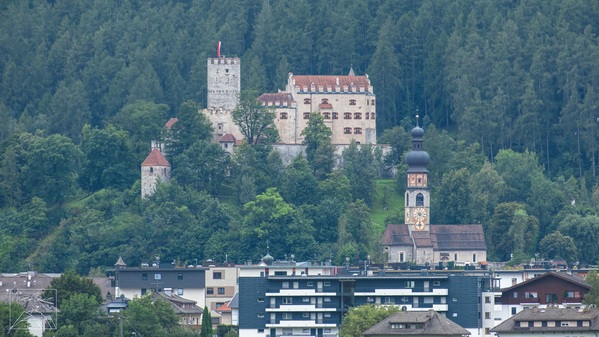 The castle an the church of Bruneck
