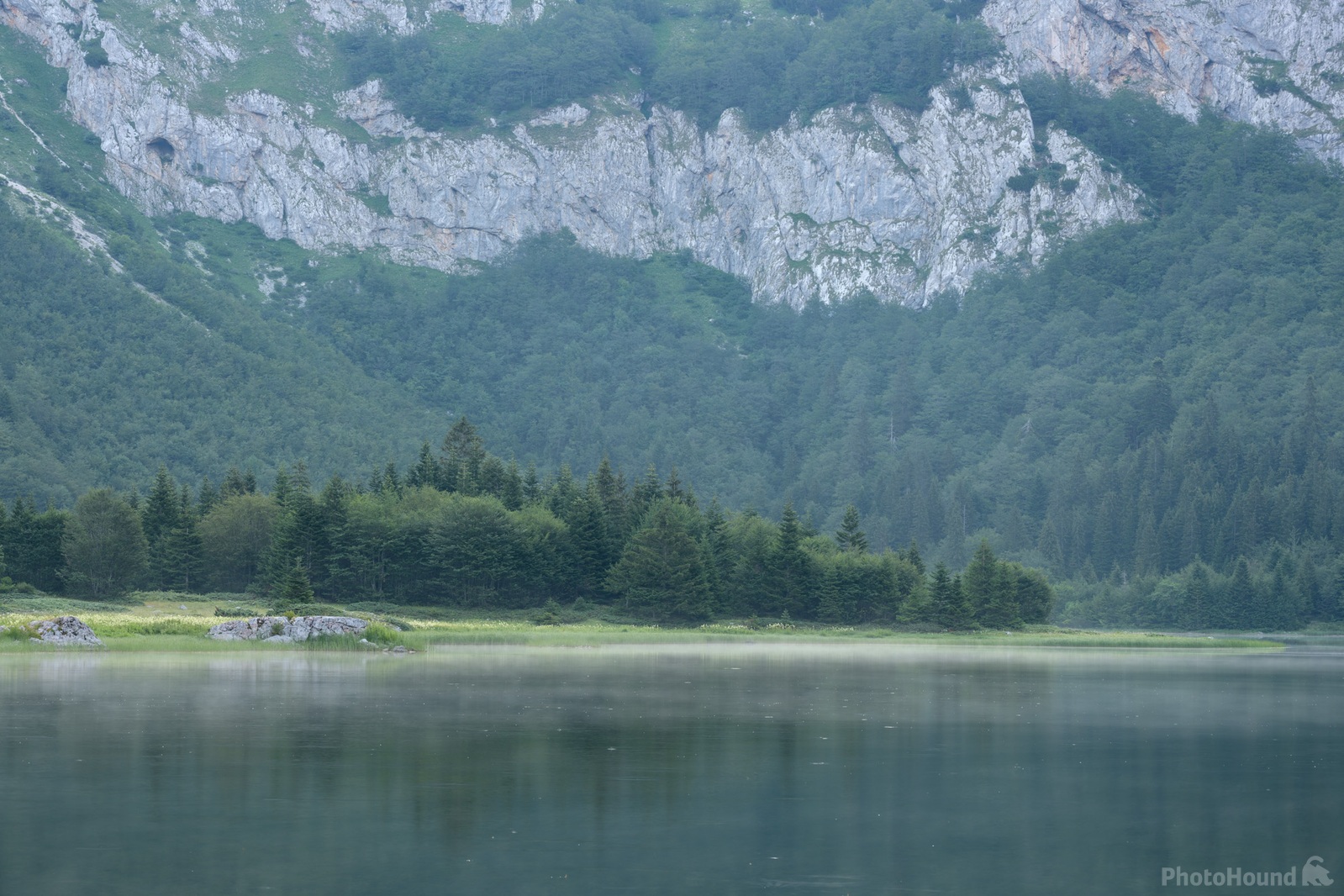 Image of Trnovačko Jezero (Lake) by Luka Esenko