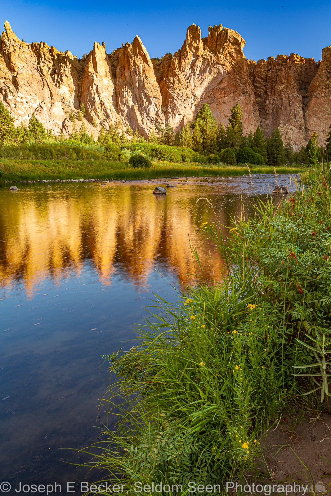 Image of Smith Rock State Park - Homestead Trail by Joe Becker