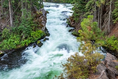 photo spots in Oregon - Benham Falls