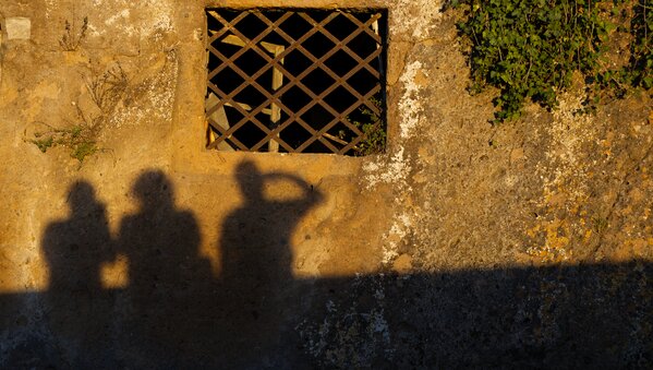 Silly shot of shadow selfies Via Santa Chiarf/8 1/80 ISO200