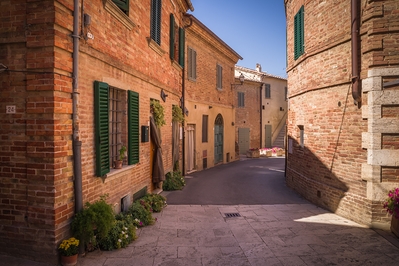 Toscana photography locations - Chiusure , Hill top town