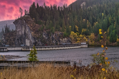Washington photo spots - View of Boundary Lake and Dam