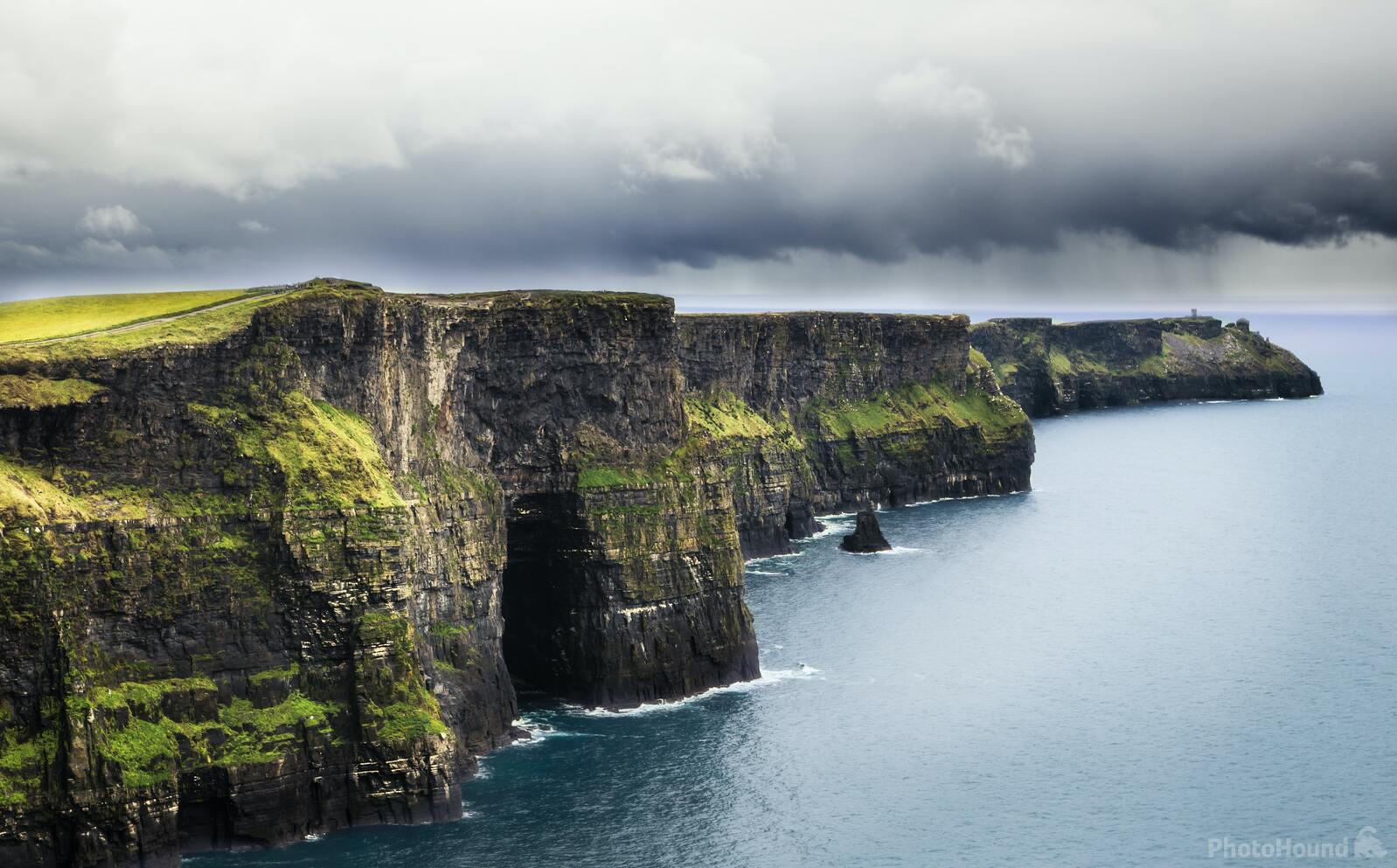 Image of Cliffs of Moher by Team PhotoHound
