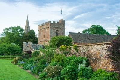 instagram spots in United Kingdom - Broughton Castle