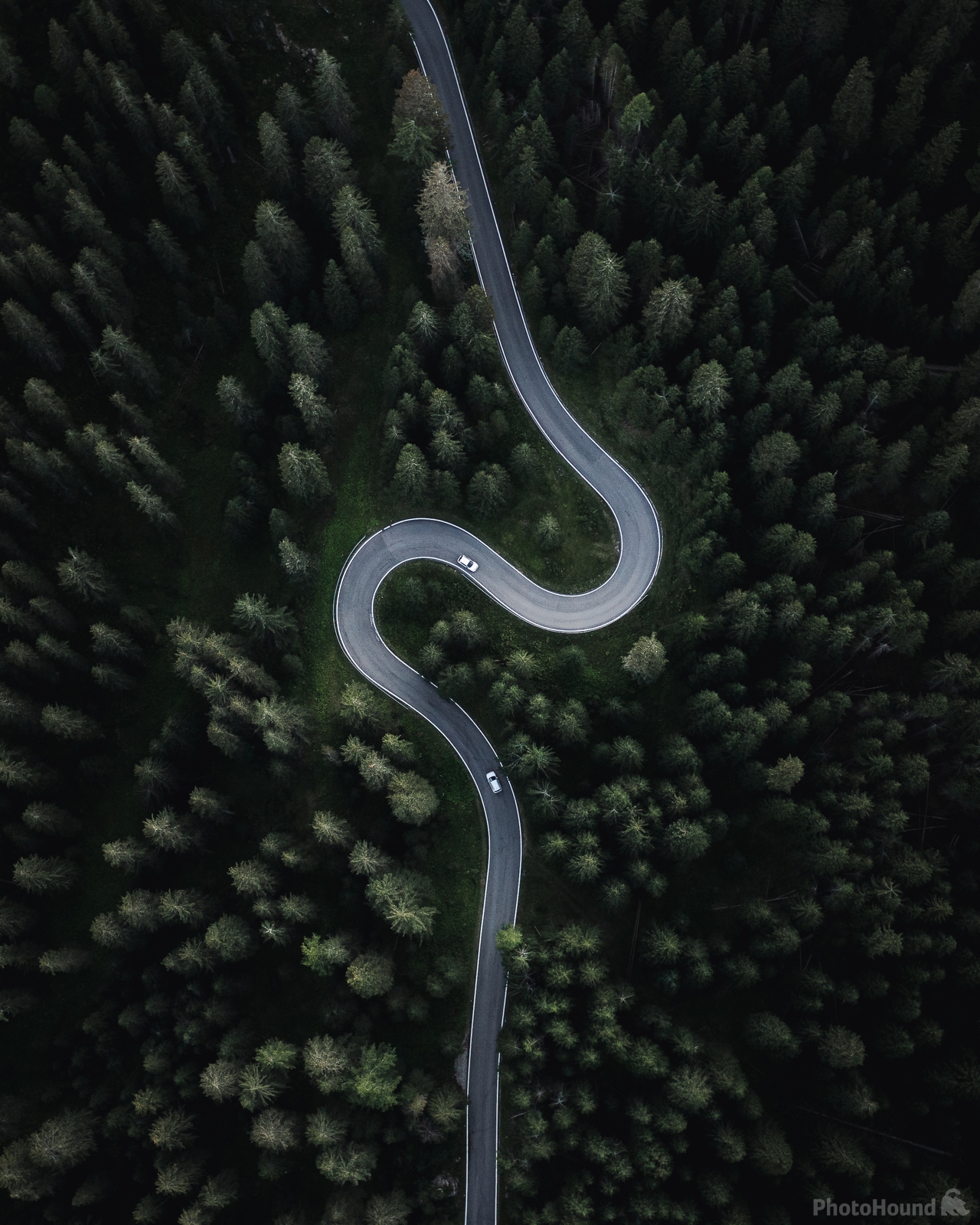 Image of Snake Road in Passo Giau by Jaime Escalera