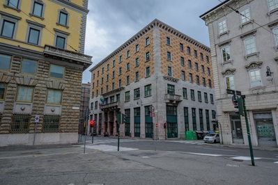 instagram spots in Friuli Venezia Giulia - Narodni Dom (National Home) Building