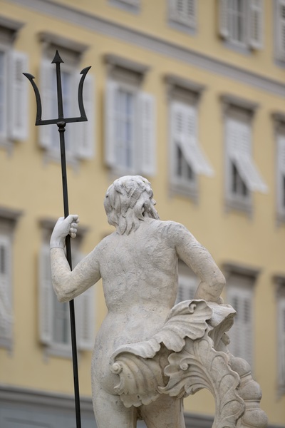 Neptun's Fountain at Piazza della Borsa