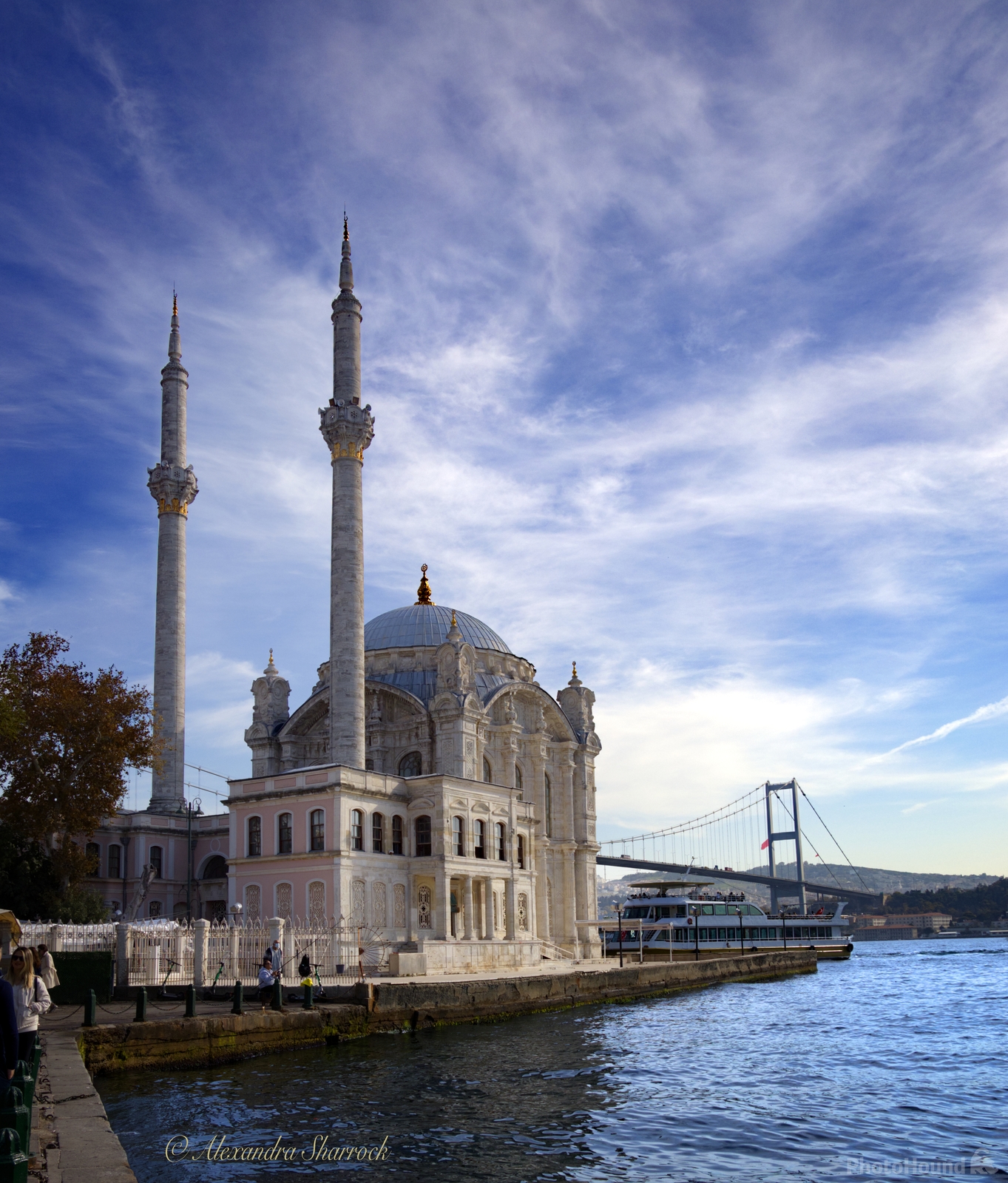 Image of Ortaköy Mosque by Alexandra Sharrock