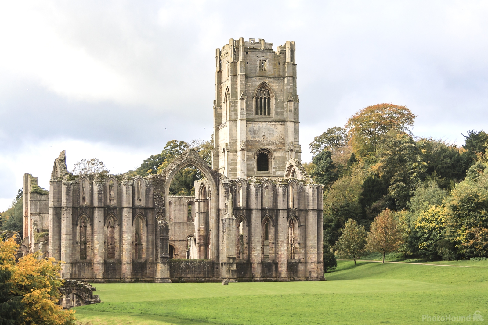 Image of Fountains Abbey by Carol Henson