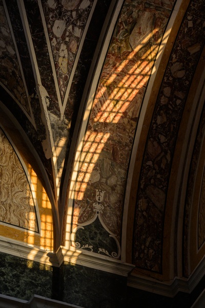 Cattedrale Maria Santissima della Madia - The Cathedral in Monopoli. Detail
