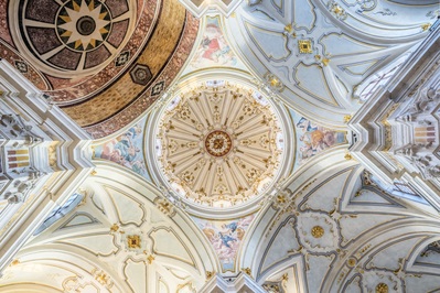 photo spots in Italy - Cattedrale Maria Santissima della Madia