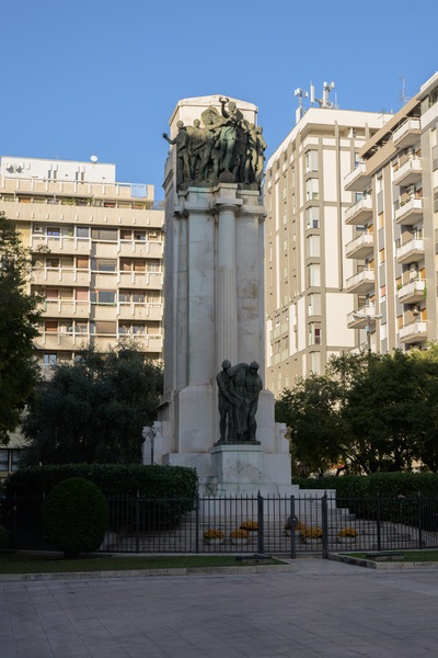 Victory square, Taranto