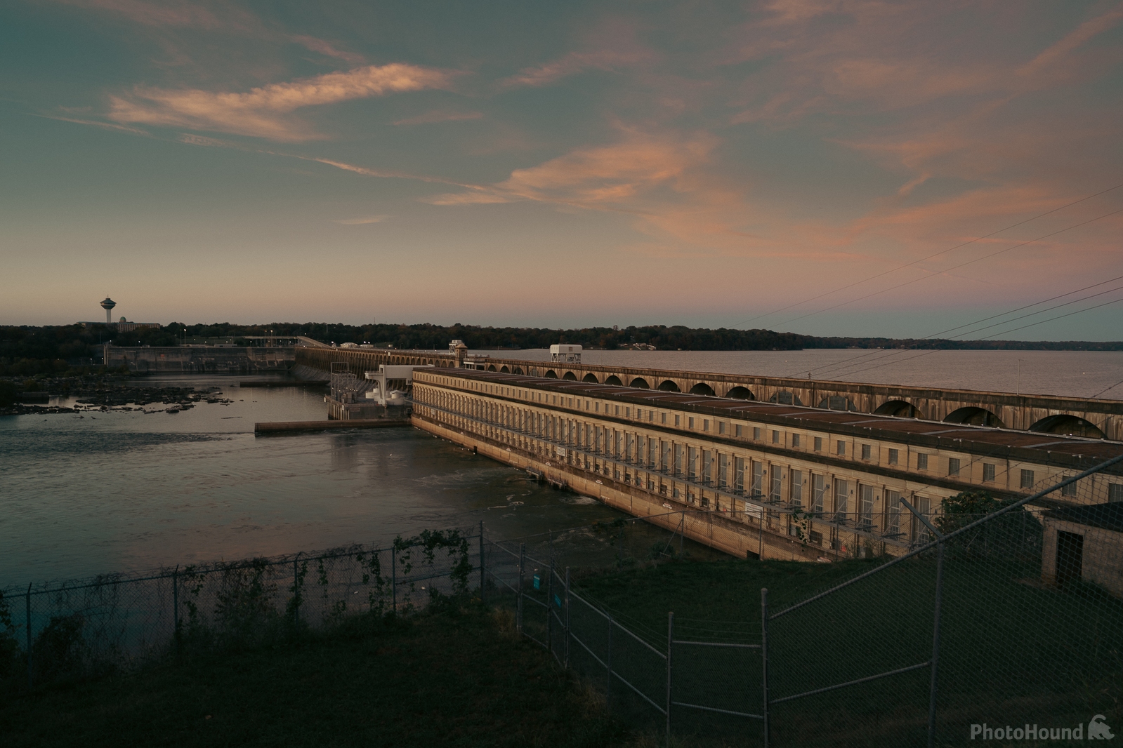 Image of Wilson Dam overlook by James Billings.
