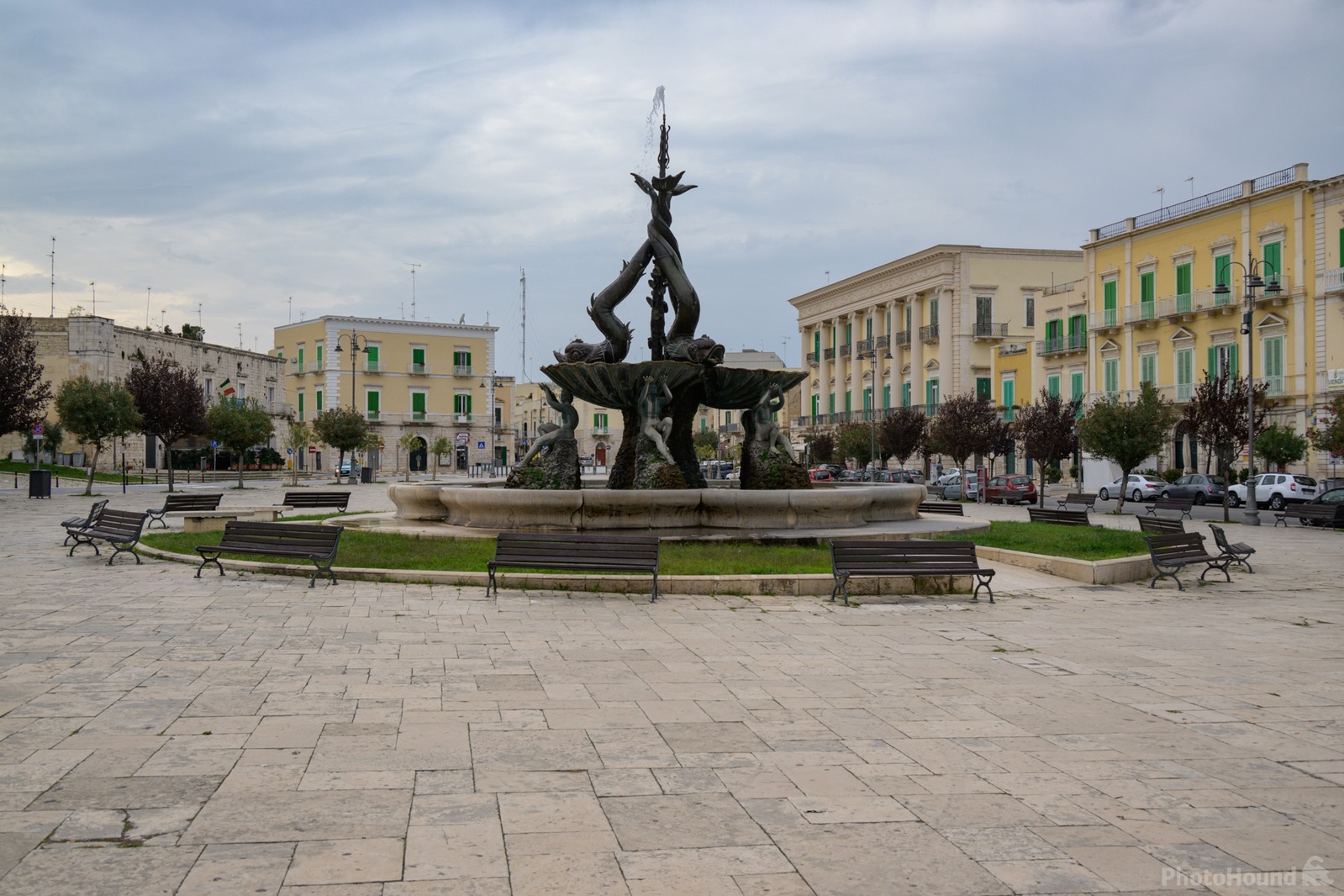Image of Fountain Of Tritons by Luka Esenko