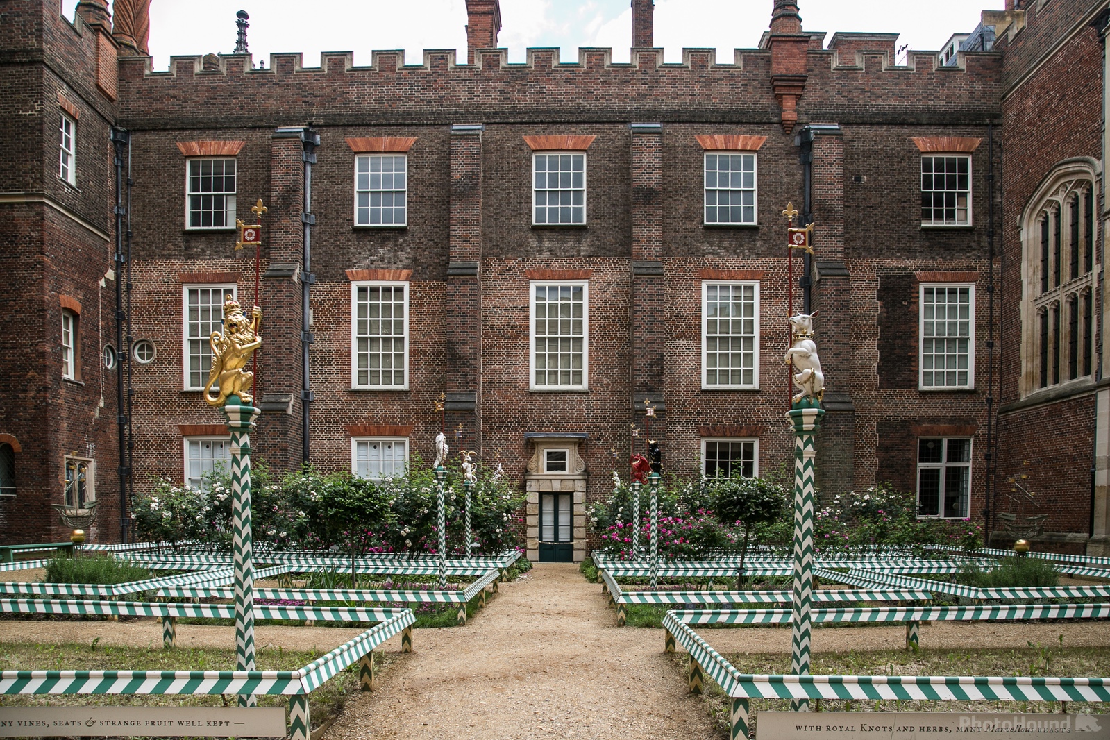 Image of Hampton Court Palace by Carol Henson