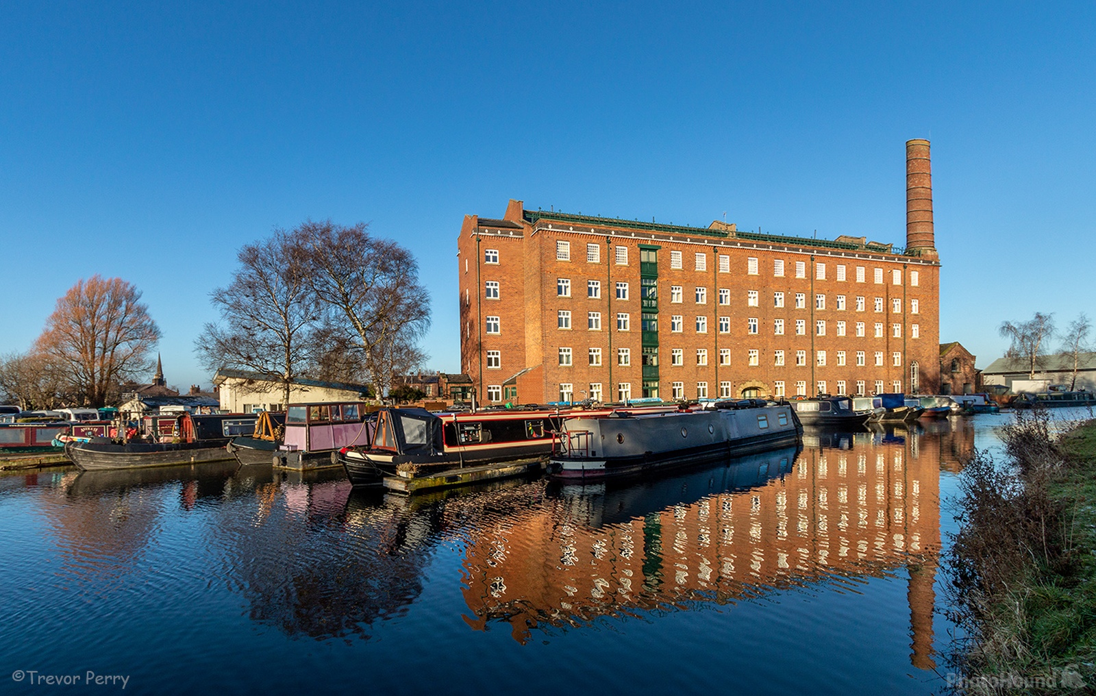 Image of Hovis Mill, Macclesfield Canal by Trevor Perry