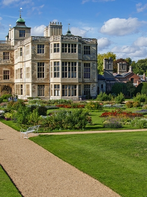Picture of Audley End house and garden - Audley End house and garden